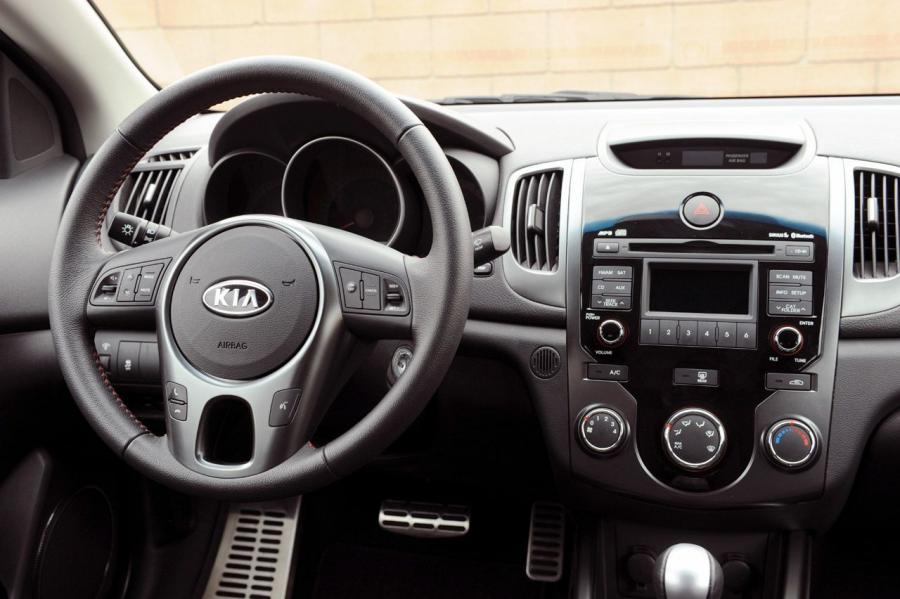  Kia Forte Koup 2009 года  (фото 108 из 169)